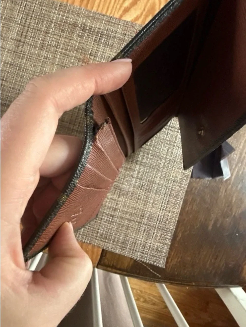 Louis Vuitton signature louis